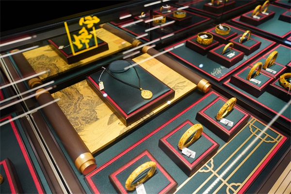 领略非遗之美 | 明丰珠宝[传家金·手作]系列发布会圆满举行-寰球珠宝